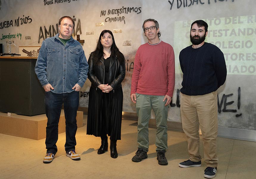 Inauguració de l'exposició 'Transició pedagògica' al Palau de Cerveró de la Universitat de València.